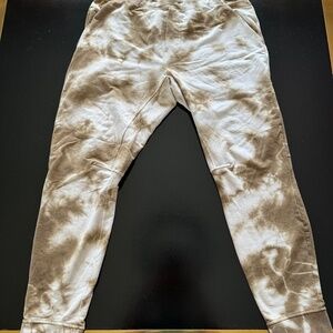 Lululemon - City Sweat Jogger - Earth Dye Clay - L